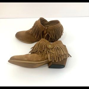 Girls Ankle Boots  sz 6